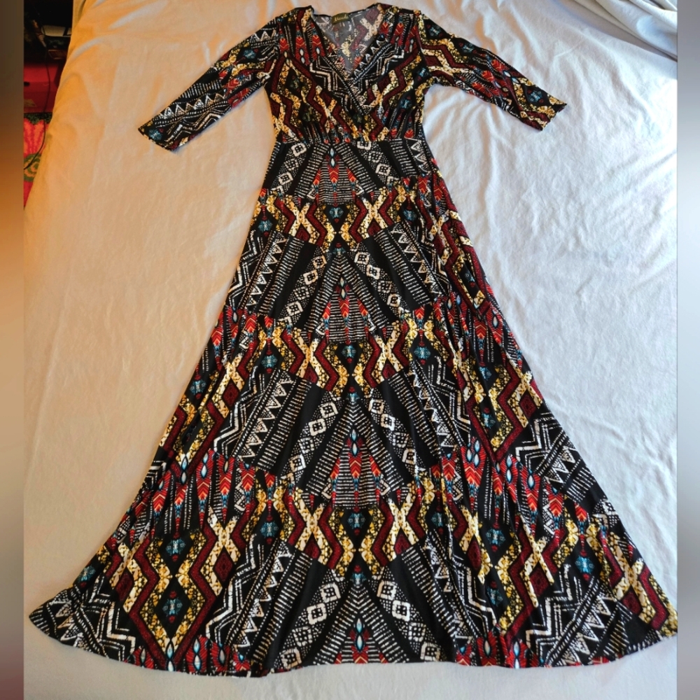 Maude Anthropologie M Bohemian Aztec Floral Maxi Dress